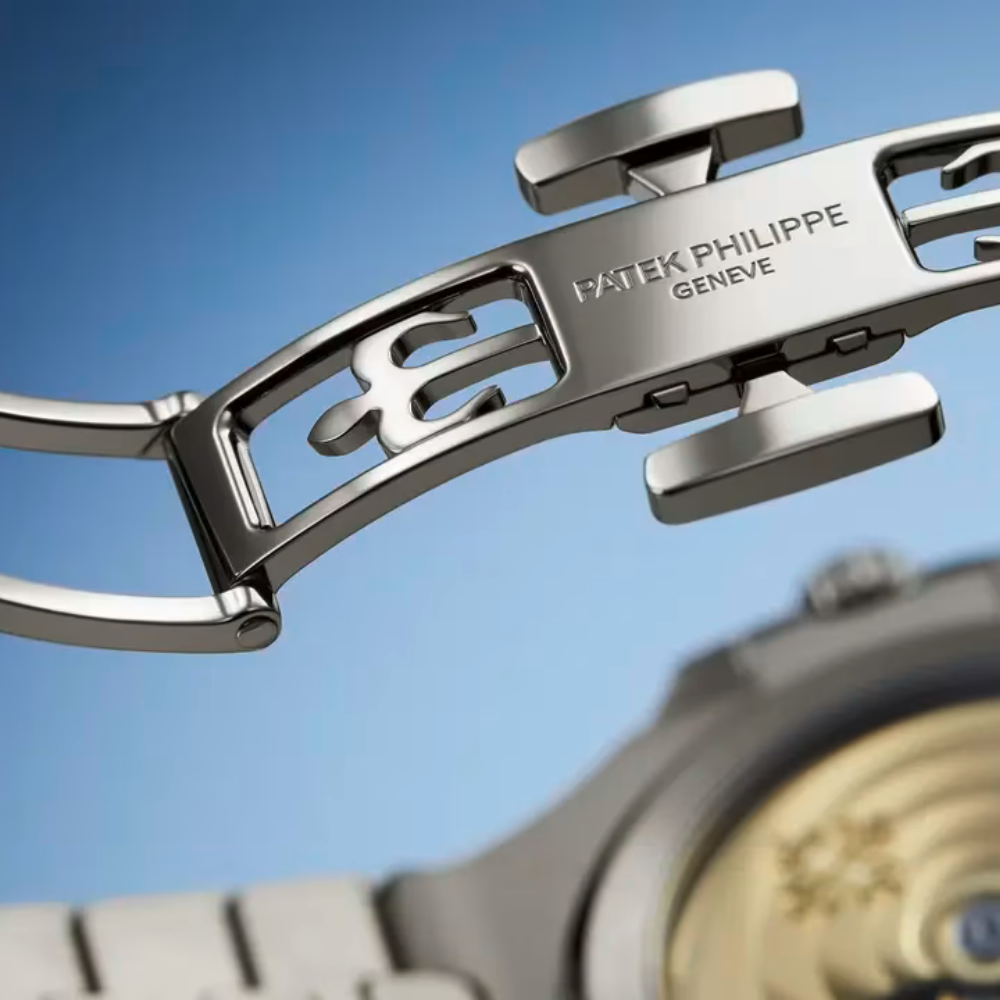 Patek Philippe Nautilus White Gold Watch 5811/1G-001 - Image 29